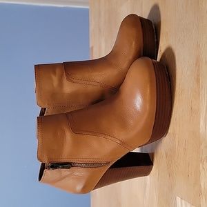 Giani Bini Healed Platform Ankle Booties